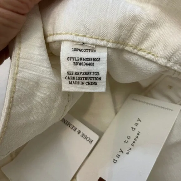 Blu Pepper Day to Day Cream Herringbone Belted Button Front Skirt Size Large‎ - Picture 5 of 5